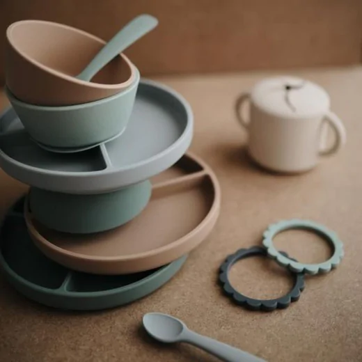 Mushie - miseczka silikonowa Cambrige Blue